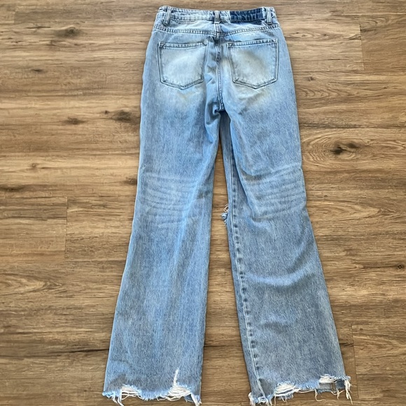 FLYING MONKEY High Rise Straight Leg Lightwash Distressed Dad Jeans. Sz 25. - Picture 6 of 10